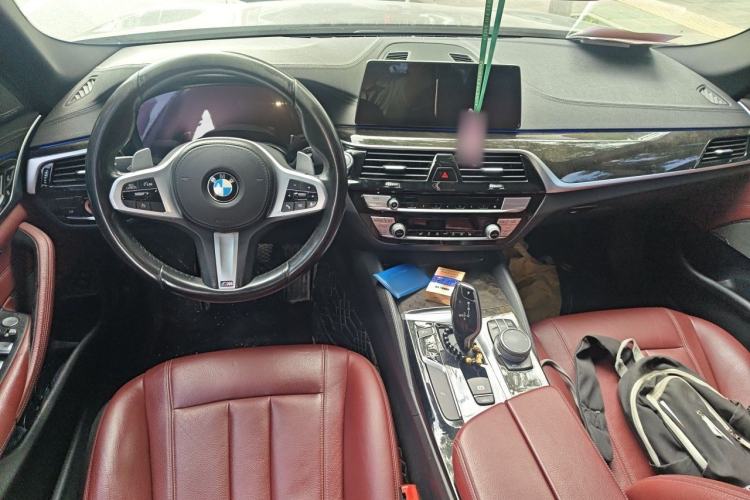 Used BMW 5 Series 2020 530Li Leading Model M Sport Package Center Console