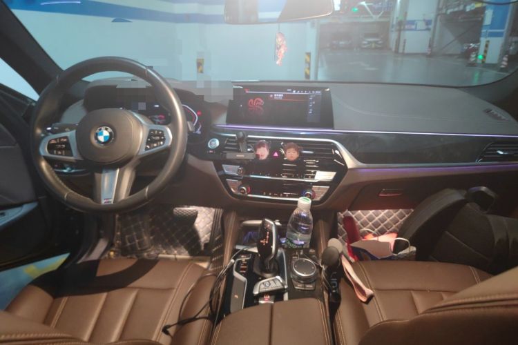 Used BMW 5 Series 2020 525Li M Sport Package Center Console