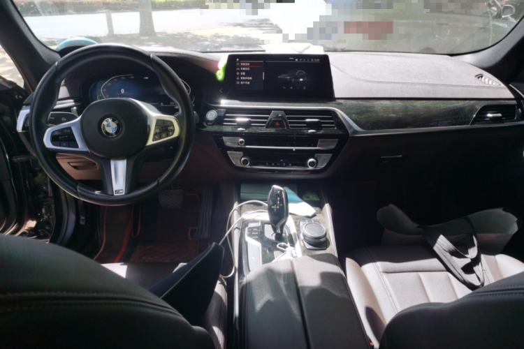 Used BMW 5 Series 2020 525Li M Sport Package Center Console