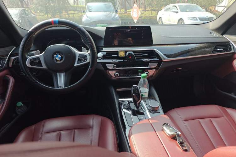 Used BMW 5 Series 2020 530Li Leading Model M Sport Package Center Console