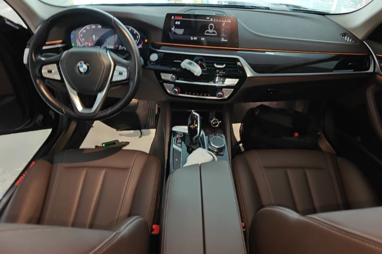 Used BMW 5 Series 2020 525Li Luxury Package Center Console