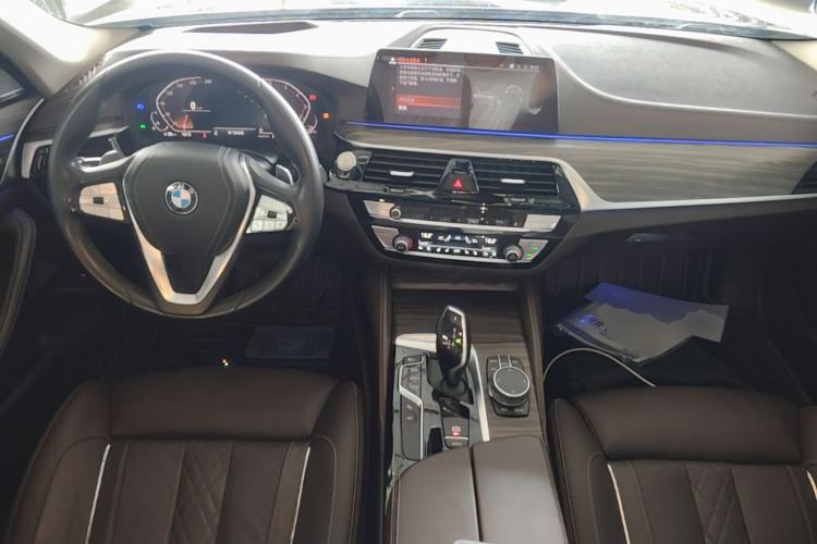Used BMW 5 Series 2020 530Li Luxury Edition Premium Package Center Console
