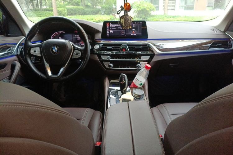 Used BMW 5 Series 2020 525Li Luxury Package Center Console