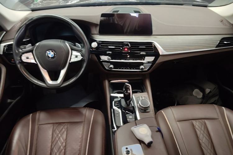 Used BMW 5 Series 2020 530Li Leading Edition Luxury Package Center Console