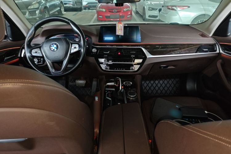Used BMW 5 Series 2020 525Li Luxury Package Center Console