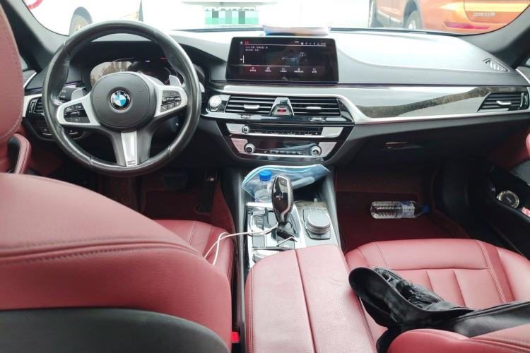 Used BMW 5 Series 2020 530Li xDrive M Sport Package Center Console