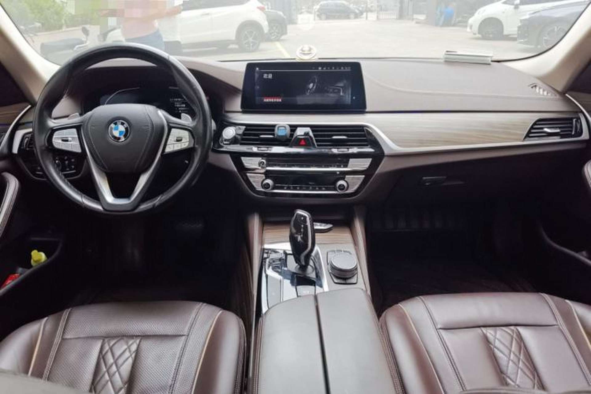 Used BMW 5 Series 2020 530Li Leading Edition Luxury Package Center Console