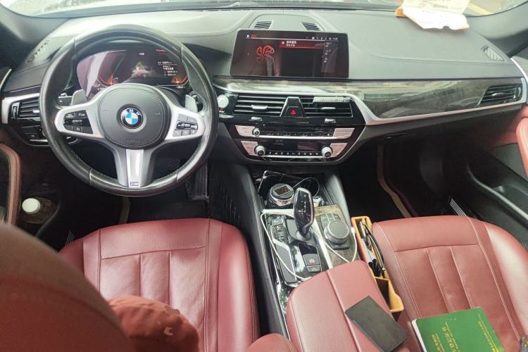 Used BMW 5 Series 2020 530Li Leading Model M Sport Package Center Console