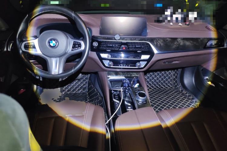 Used BMW 5 Series 2020 525Li M Sport Package Center Console