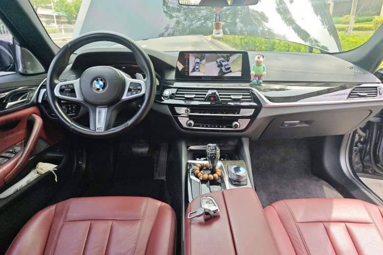 Used BMW 5 Series 2020 530Li xDrive M Sport Package Center Console