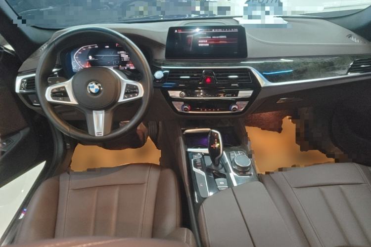 Used BMW 5 Series 2020 525Li M Sport Package Center Console
