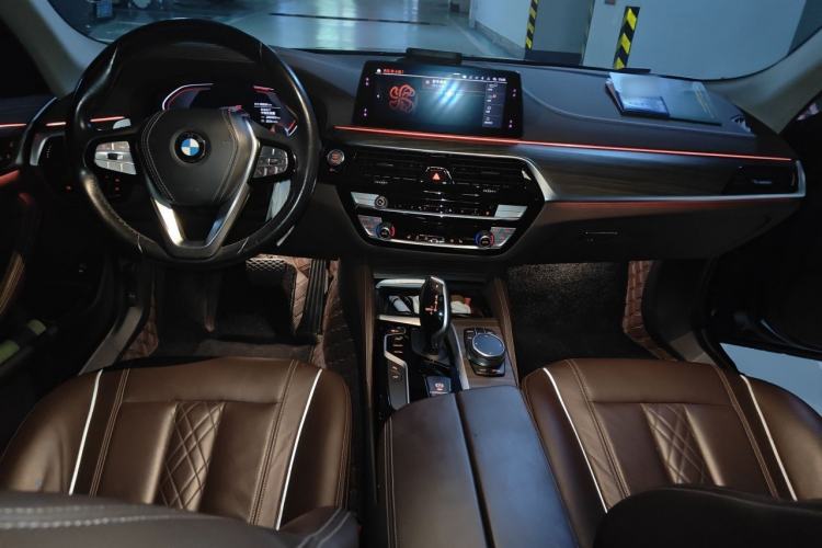 Used BMW 5 Series 2020 530Li Leading Edition Luxury Package Center Console