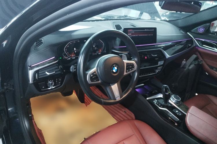 Used BMW 5 Series 2020 530Li Leading Model M Sport Package Center Console