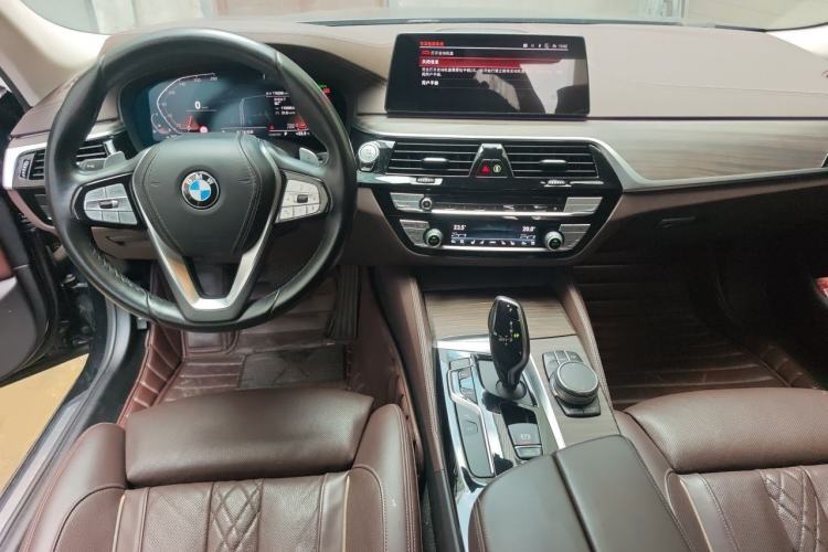 Used BMW 5 Series 2020 530Li Luxury Edition Premium Package Center Console