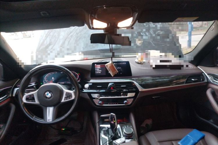 Used BMW 5 Series 2020 525Li M Sport Package Center Console