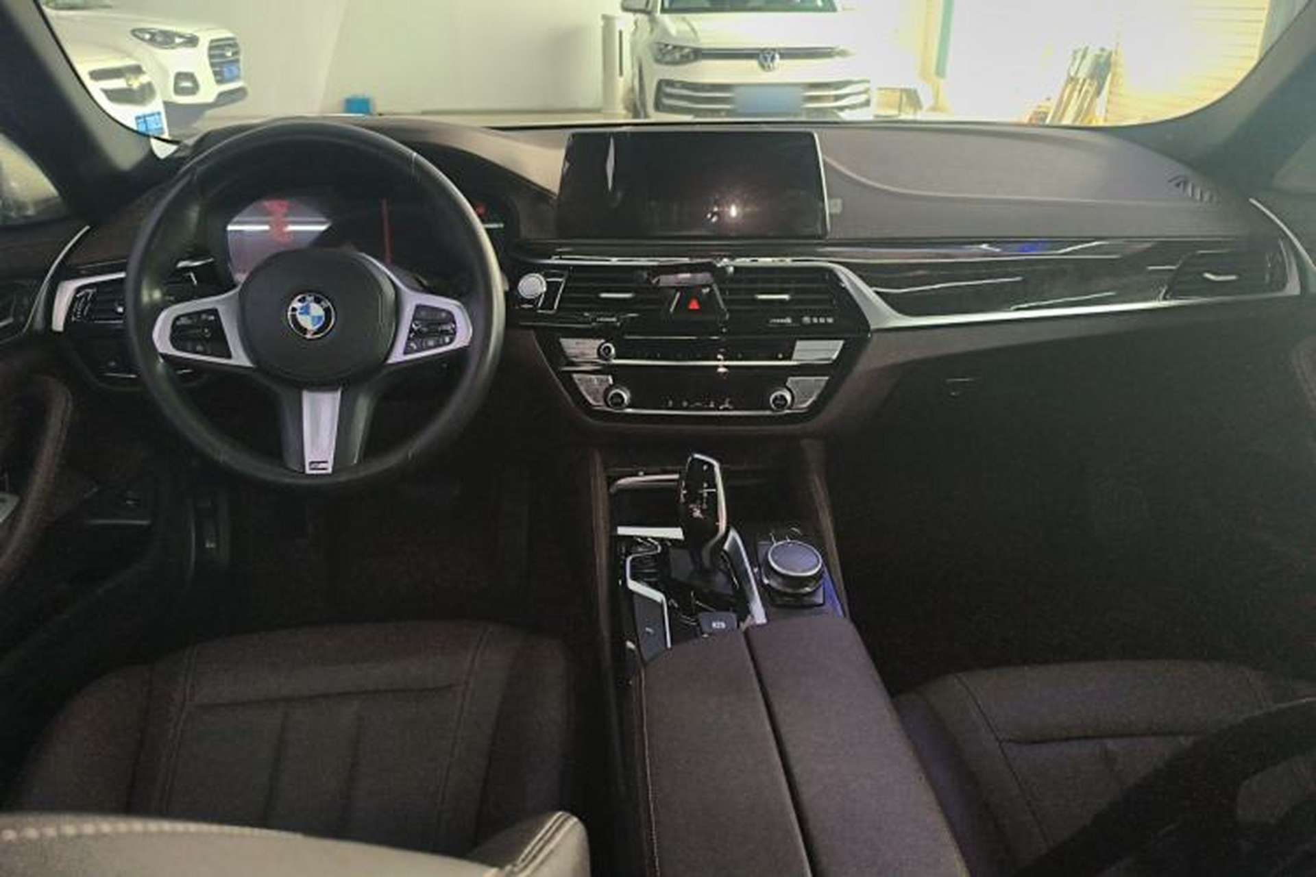 Used BMW 5 Series 2020 525Li M Sport Package Center Console