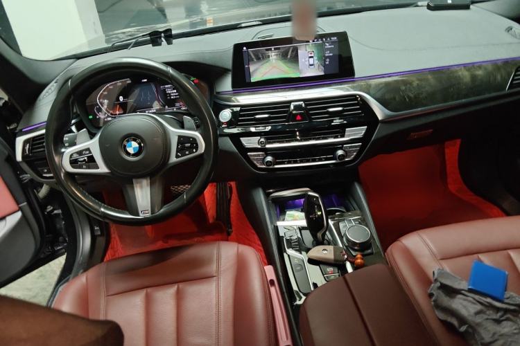 Used BMW 5 Series 2020 530Li Leading Model M Sport Package Center Console