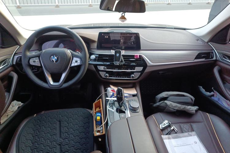 Used BMW 5 Series 2020 530Li Leading Edition Luxury Package Center Console