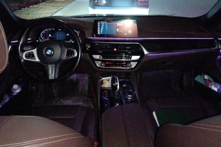 Used BMW 5 Series 2020 525Li M Sport Package Center Console