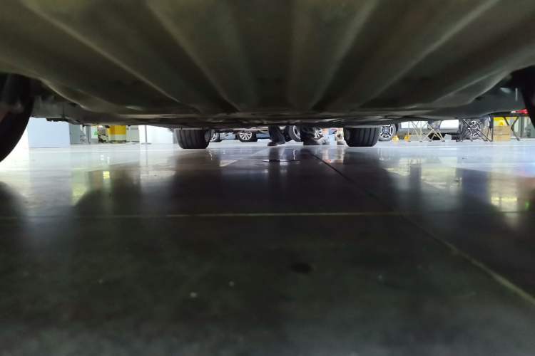 Used BMW 5 Series 2020 530Li Leading Model M Sport Package Chassis Front
