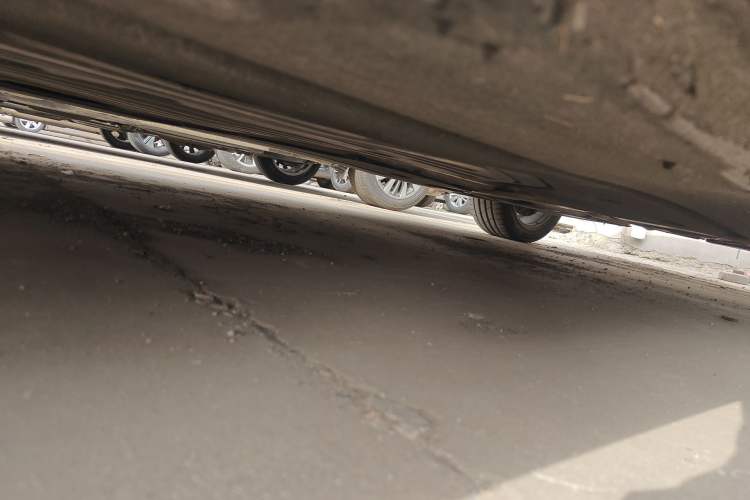 Used BMW 5 Series 2020 525Li M Sport Package Chassis Front Left