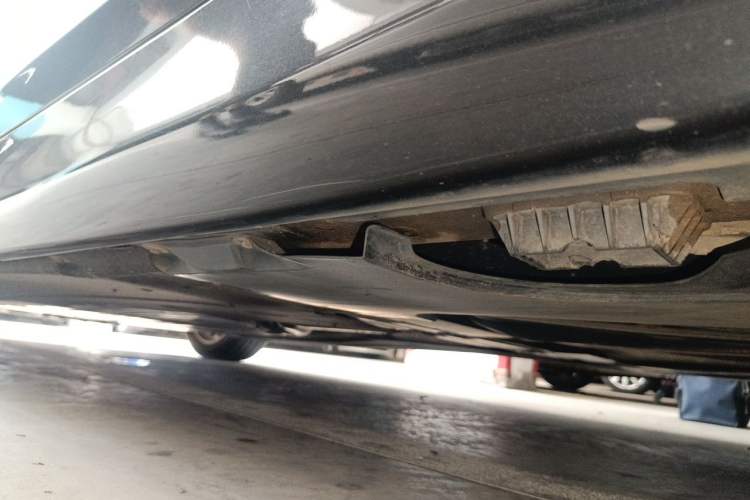 Used BMW 5 Series 2020 530Li Luxury Edition Premium Package Chassis Front Left