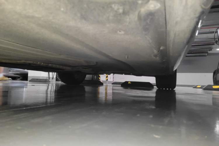 Used BMW 5 Series 2020 530Li Leading Model M Sport Package Chassis Front Left