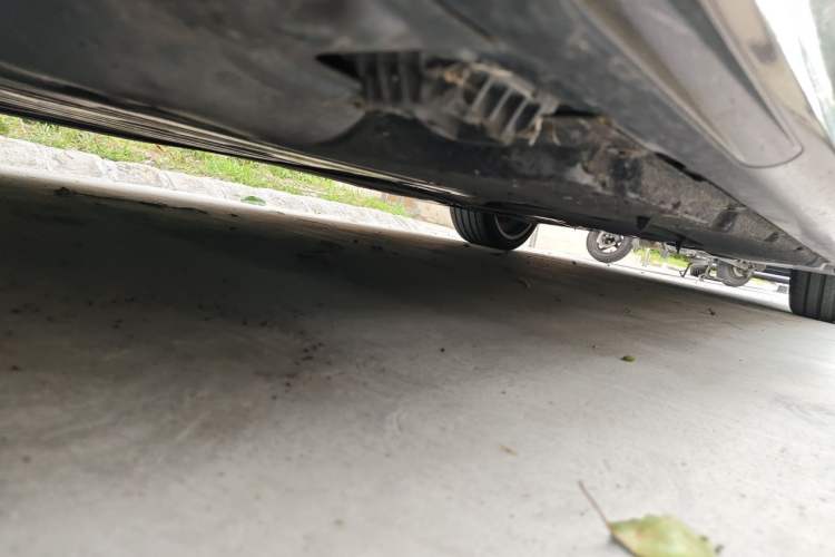 Used BMW 5 Series 2020 530Li Leading Model M Sport Package Chassis Front Left