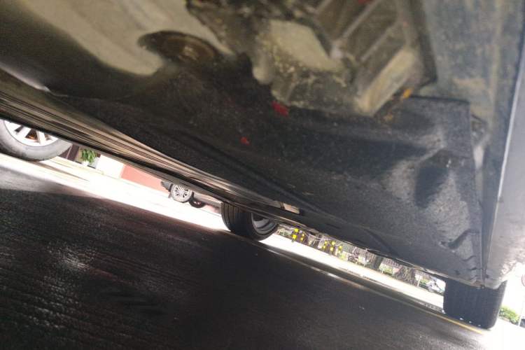Used BMW 5 Series 2020 530Li Leading Model M Sport Package Chassis Front Left