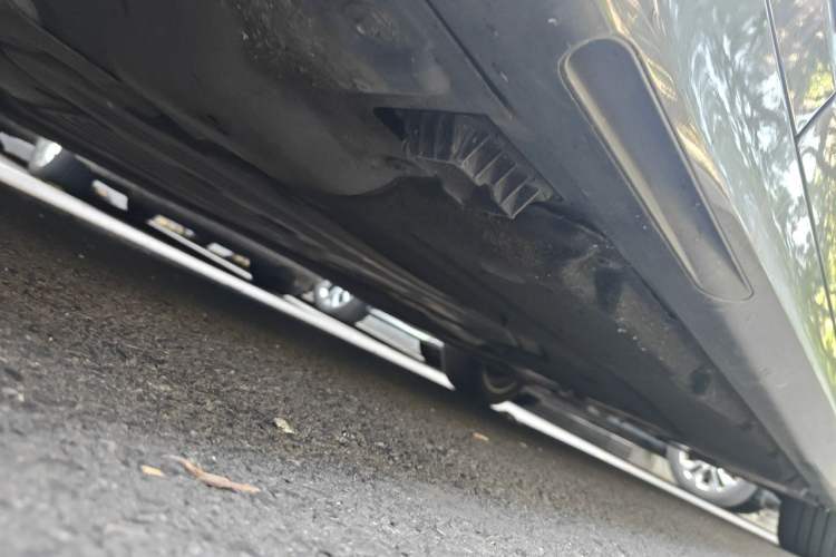 Used BMW 5 Series 2020 525Li M Sport Package Chassis Front Left