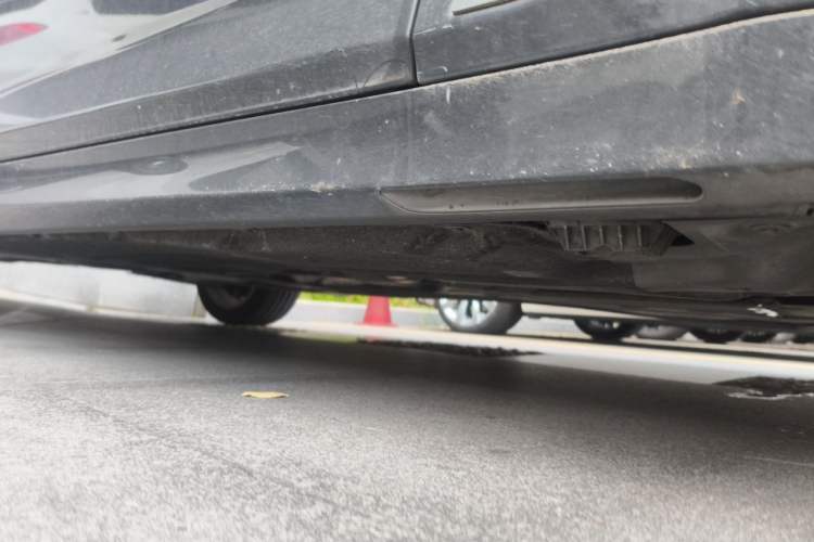 Used BMW 5 Series 2020 530Li Leading Edition Luxury Package Chassis Front Right