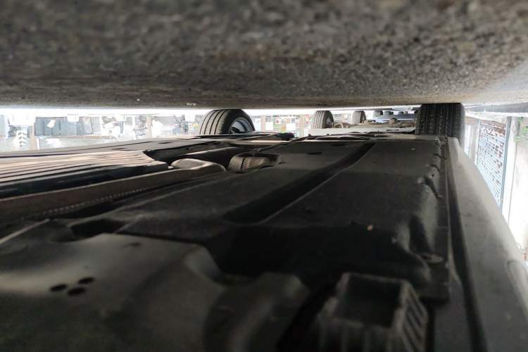 Used BMW 5 Series 2020 530Li Leading Model M Sport Package Chassis Front Right