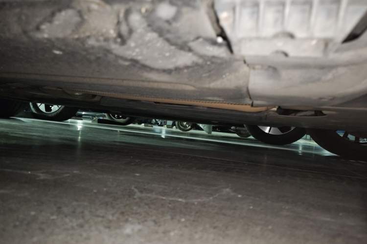 Used BMW 5 Series 2020 530Li Leading Model M Sport Package Chassis Front Right