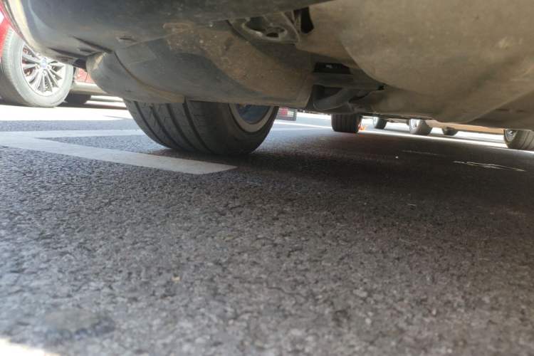 Used BMW 5 Series 2020 530Li Leading Model M Sport Package Chassis Front Right