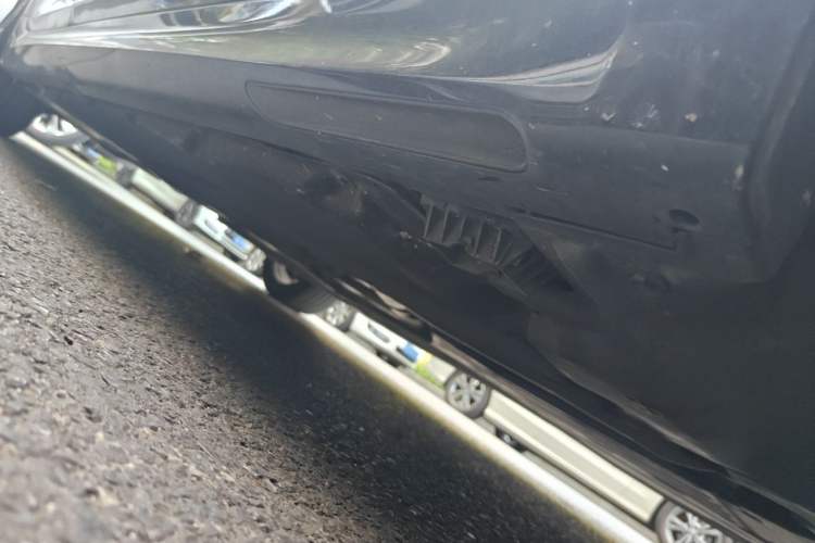 Used BMW 5 Series 2020 525Li M Sport Package Chassis Front Right