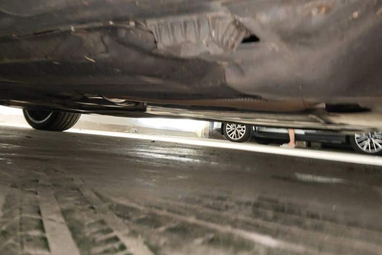 Used BMW 5 Series 2020 530Li Leading Model M Sport Package Chassis Front Right
