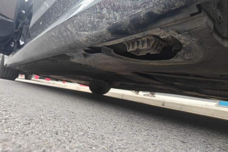 Used BMW 5 Series 2020 525Li M Sport Package Chassis Rear Left
