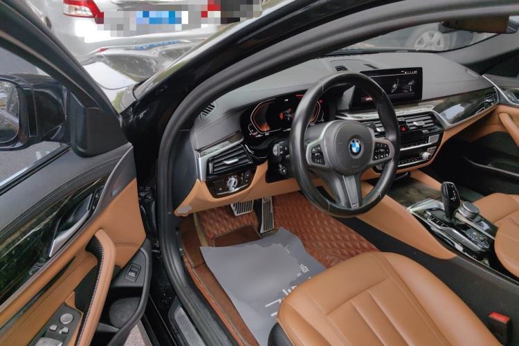Used BMW 5 Series 2020 530Li Leading Model M Sport Package Driver Seat