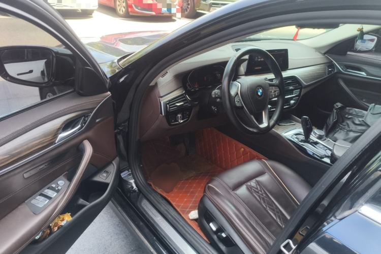 Used BMW 5 Series 2020 530Li Leading Edition Luxury Package Driver Seat