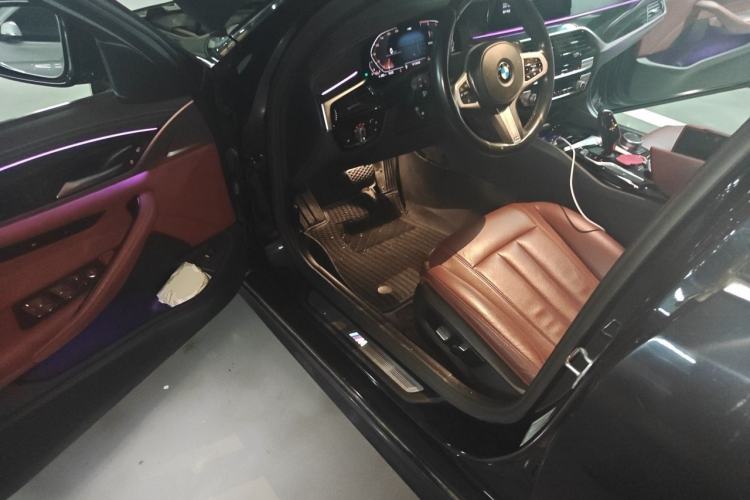 Used BMW 5 Series 2020 530Li Leading Model M Sport Package Driver Seat
