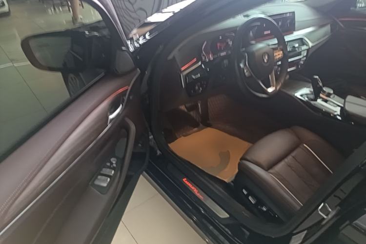 Used BMW 5 Series 2020 530Li Luxury Edition Premium Package Driver Seat