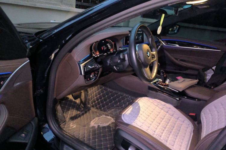 Used BMW 5 Series 2020 525Li M Sport Package Driver Seat