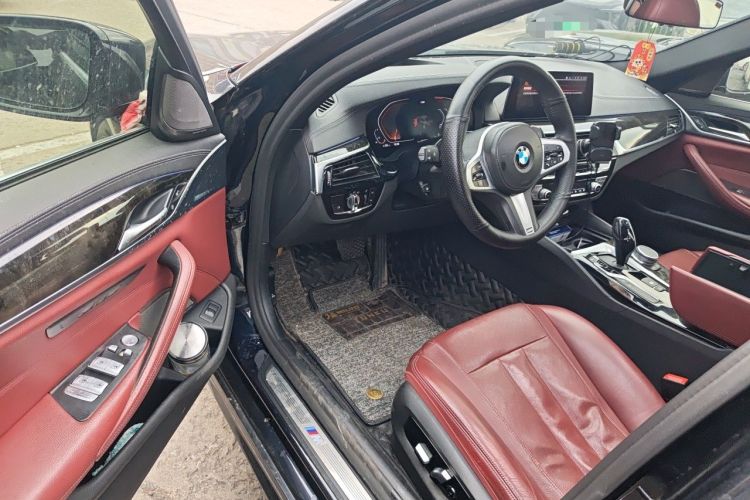 Used BMW 5 Series 2020 530Li Luxury Edition M Sport Package Driver Seat