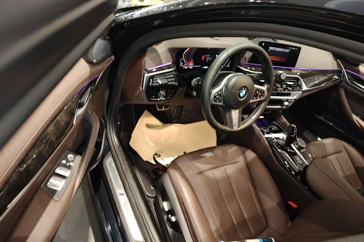 Used BMW 5 Series 2020 525Li M Sport Package Driver Seat