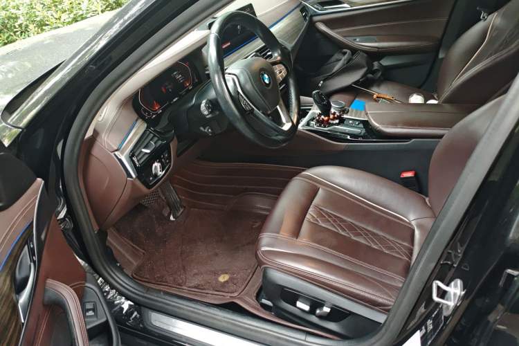 Used BMW 5 Series 2020 530Li Leading Edition Luxury Package Driver Seat
