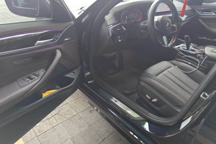 Used BMW 5 Series 2020 525Li M Sport Package Driver Seat