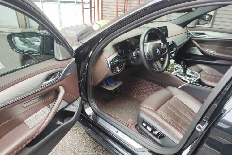 Used BMW 5 Series 2020 530Li Executive M Sport Package Driver Seat