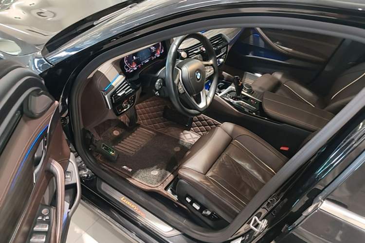 Used BMW 5 Series 2020 530Li Luxury Edition Premium Package Driver Seat