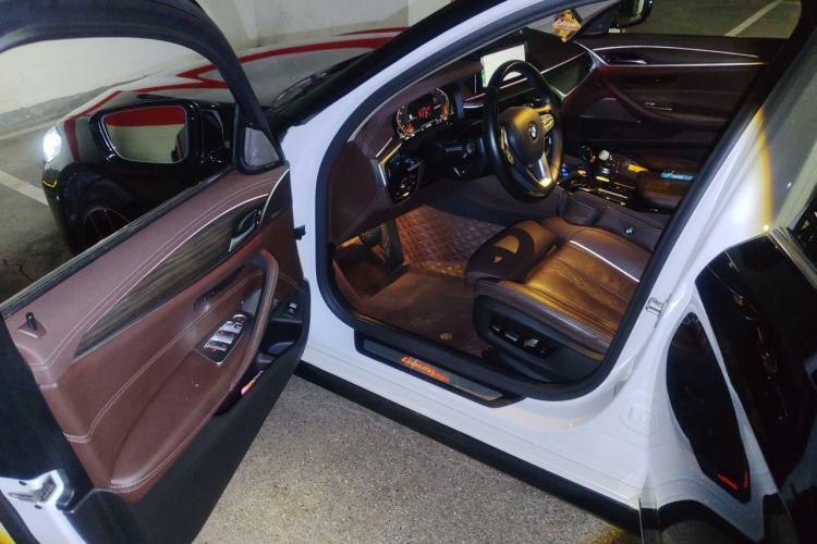 Used BMW 5 Series 2020 530Li Luxury Edition Premium Package Driver Seat