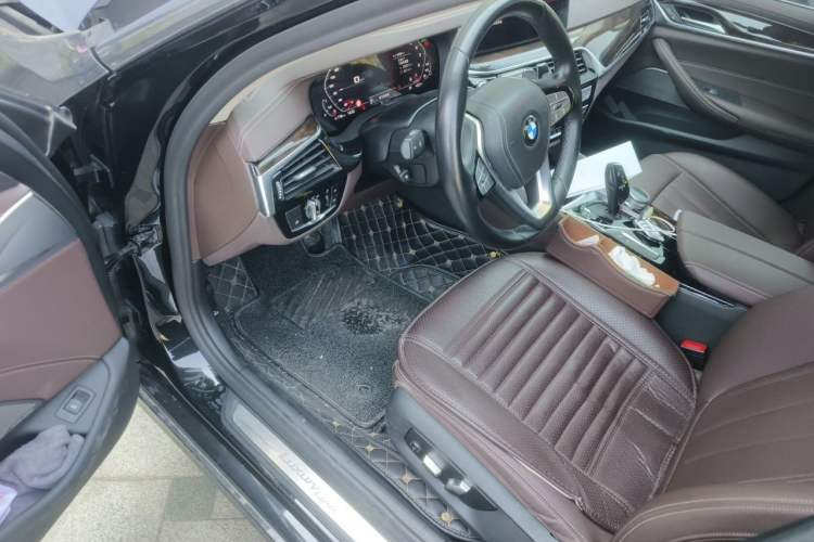 Used BMW 5 Series 2020 525Li Luxury Package Driver Seat